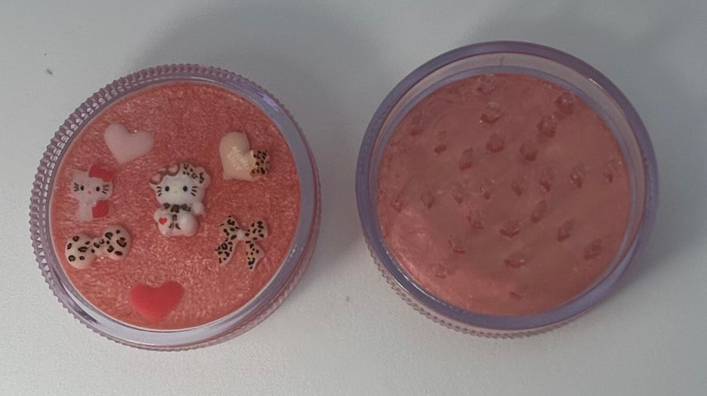 Hello kitty charm grinder