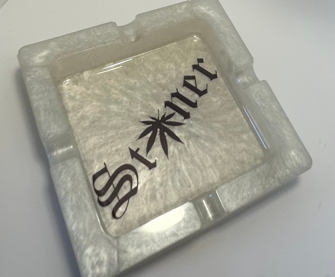 STONER ashtray white